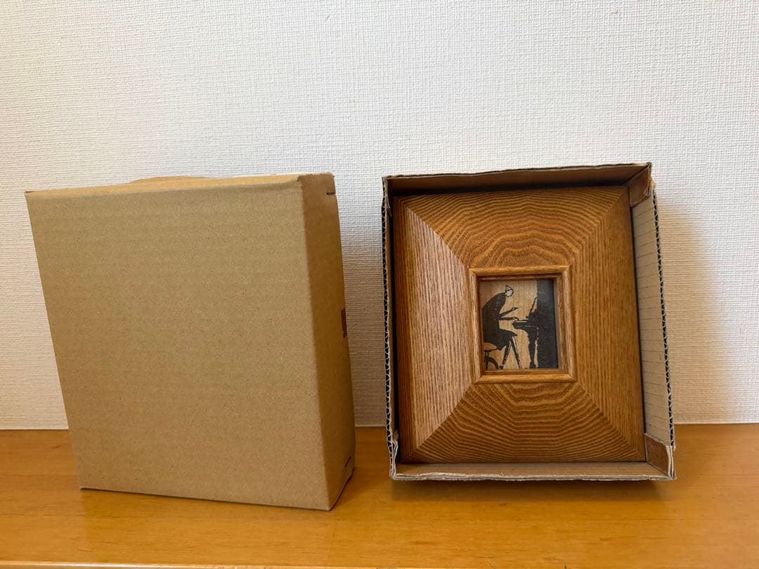 井崎正治作額縁・アンドリュー・コゥリー版画作品・２つセットに版画他4作品