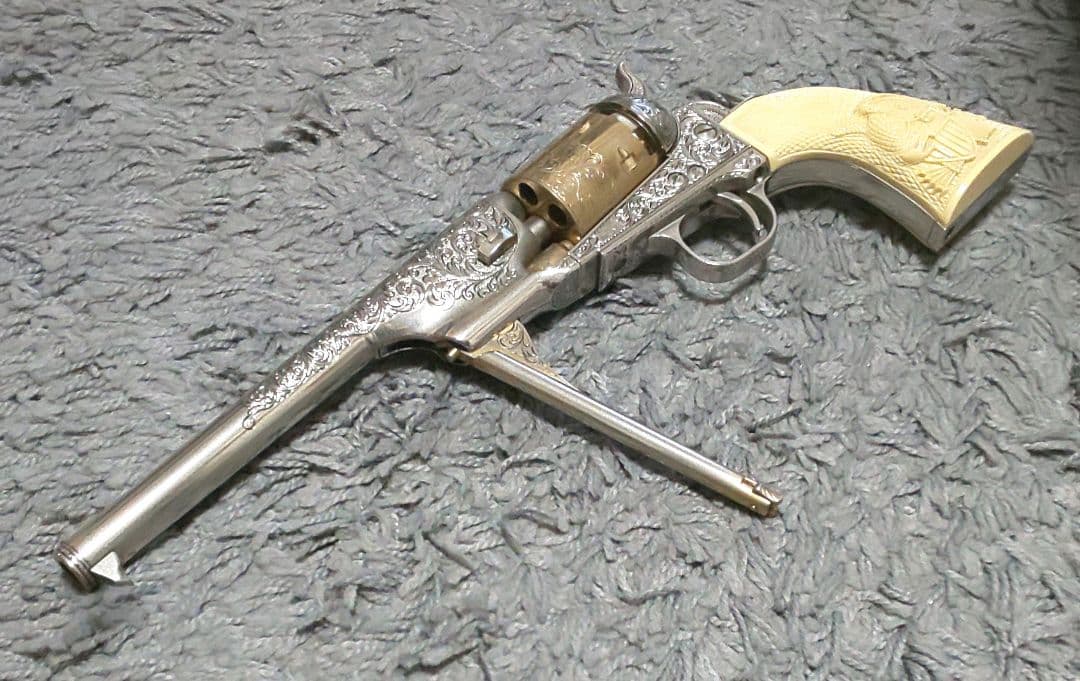 コルトM1861ネイビーリボルバー カスター将軍モデル