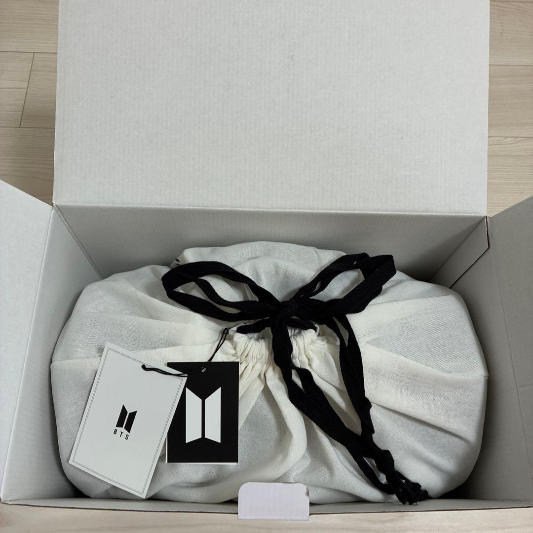 BTS Ｖ　MUTE BOSTON BAG（BROWN _F）