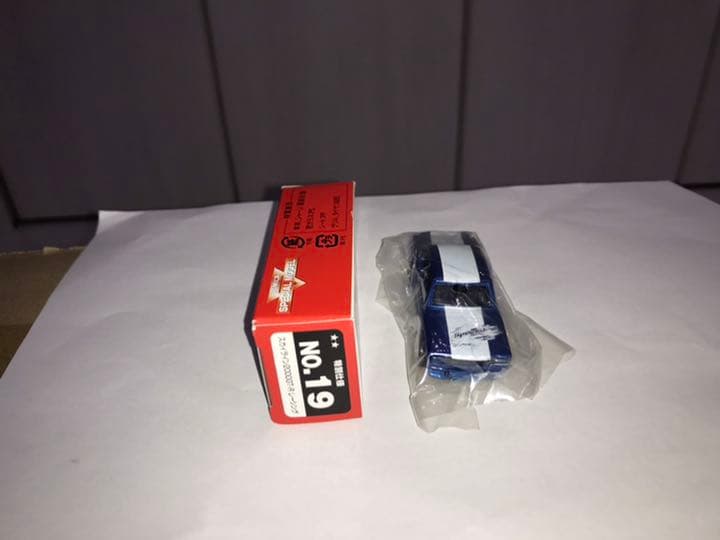 トミカ　ミニカー　日産　スカイライン　2000GTーR レーシング　限定品