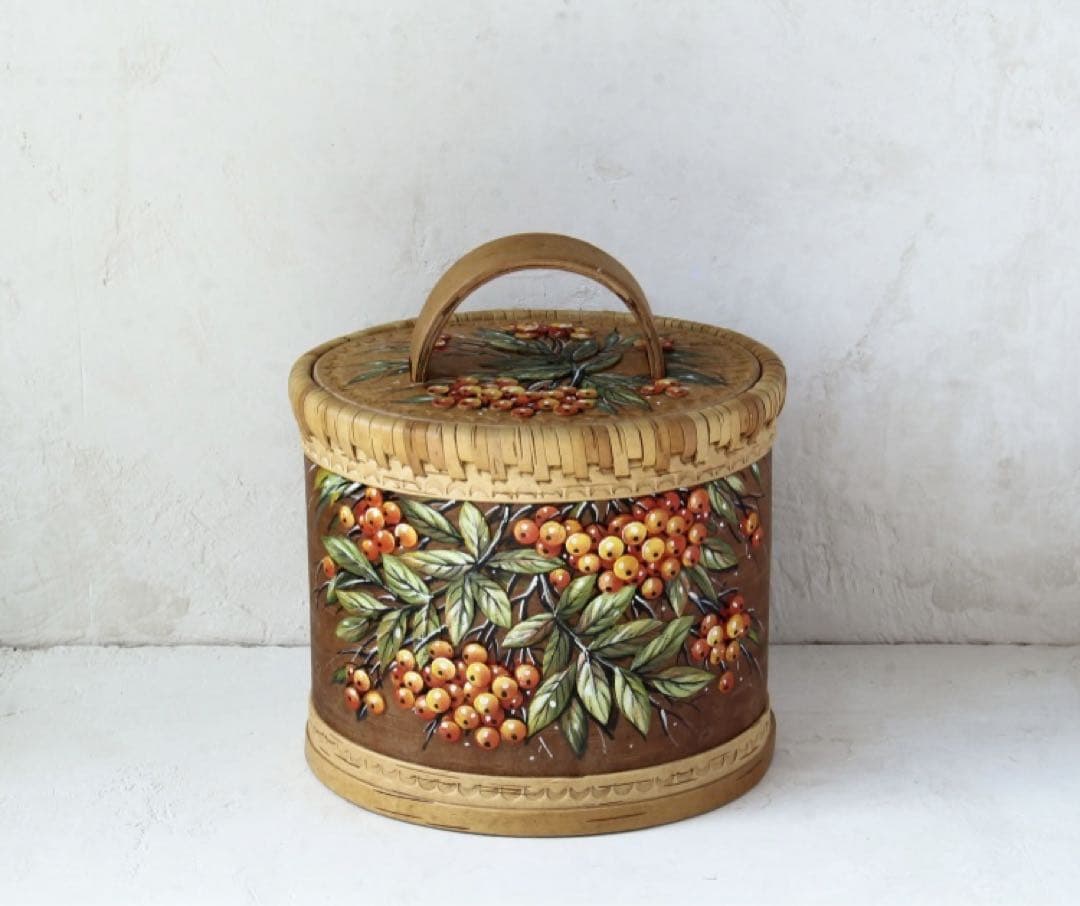 ロシア雑貨☆白樺工芸ベレスタ収納box ナナカマド リャビーナ マトリョーシカ