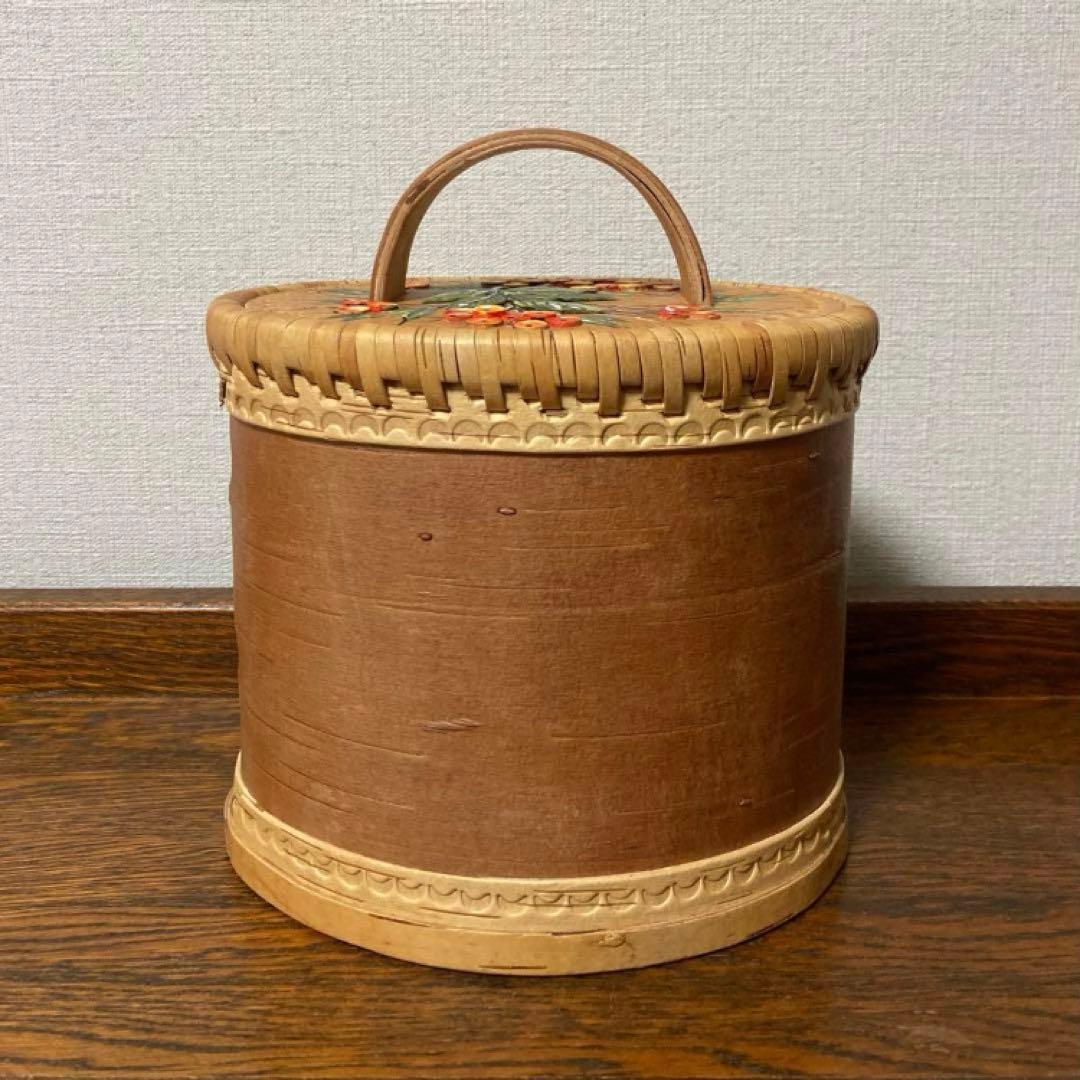 ロシア雑貨☆白樺工芸ベレスタ収納box ナナカマド リャビーナ マトリョーシカ