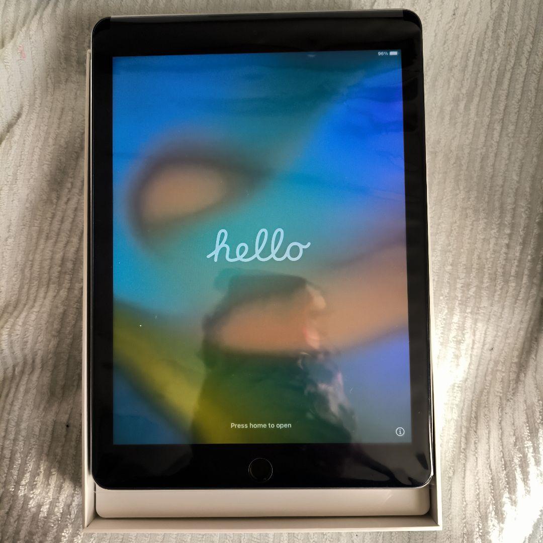 【美品】Apple iPad(第5世代) 128GB Wifiモデル