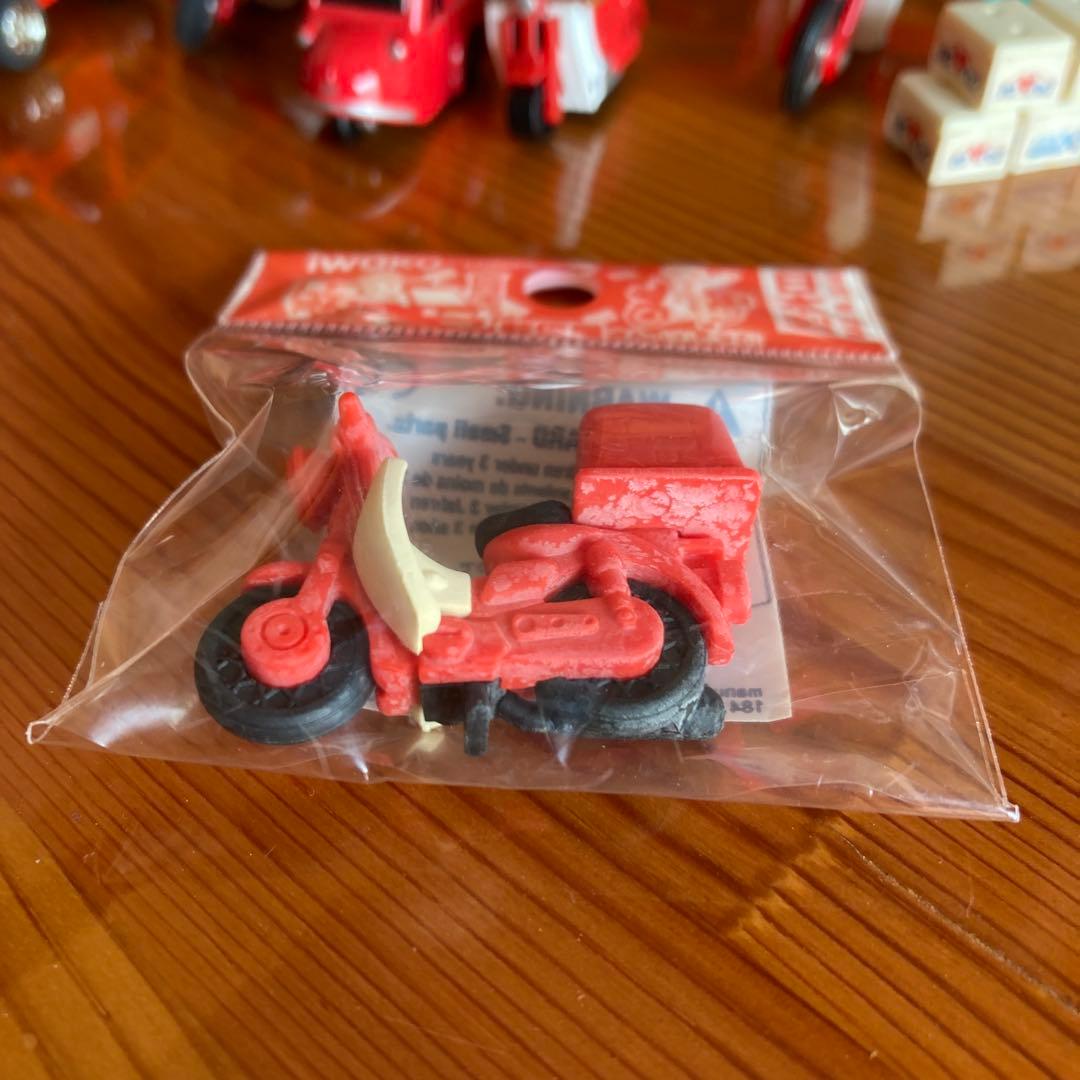 郵便車両のミニカー、チョロQほか14個