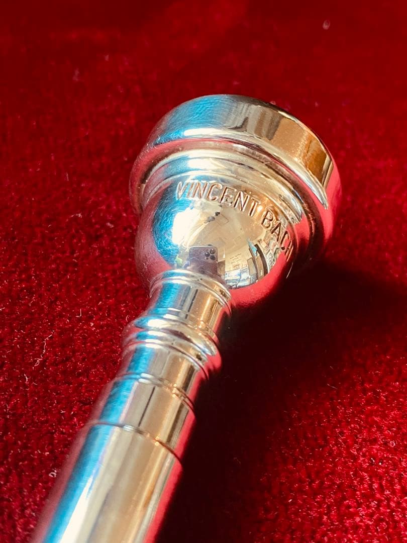 《美品》Bach バック 1-1/2C トランペットマウスピース1 1/2C