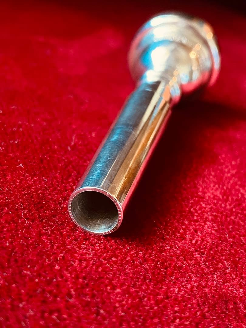 《美品》Bach バック 1-1/2C トランペットマウスピース1 1/2C