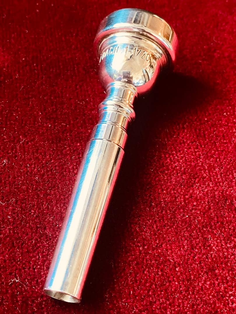 《美品》Bach バック 1-1/2C トランペットマウスピース1 1/2C