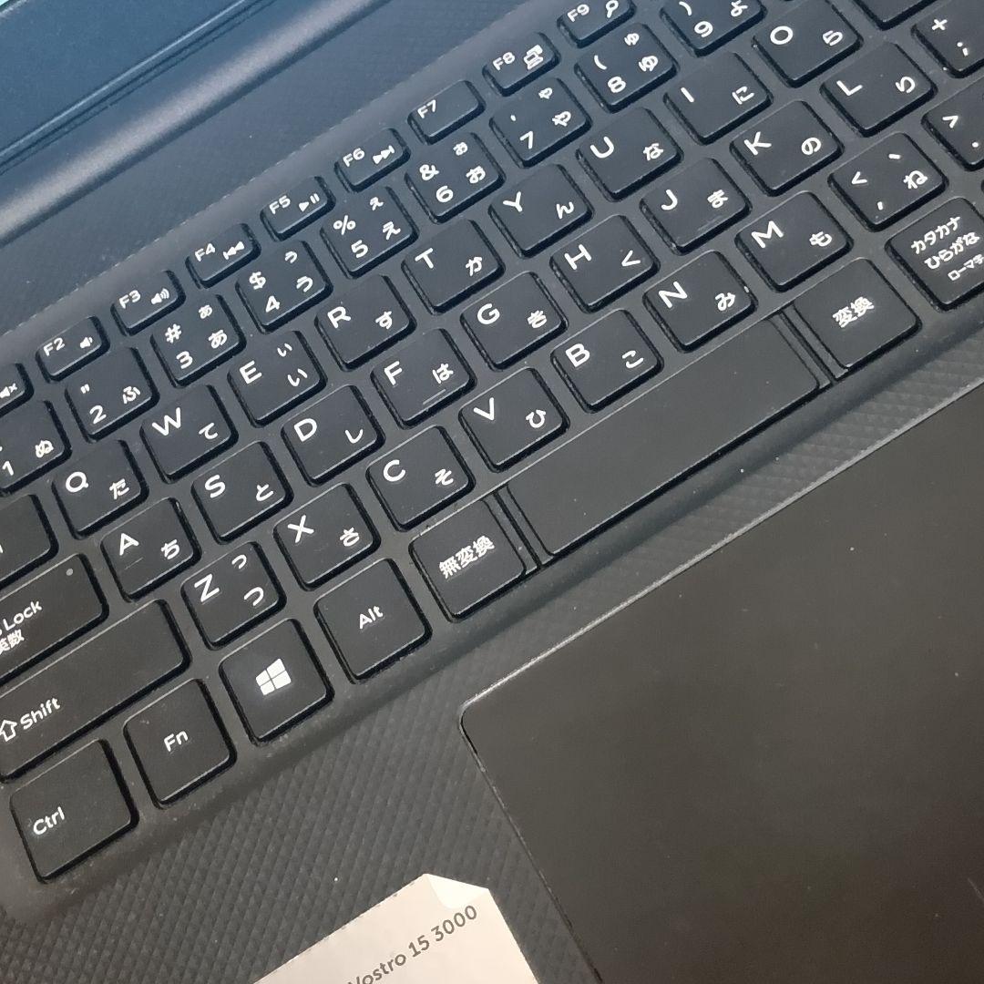 デル　ノートパソコン　vostro15 3000 第10世代