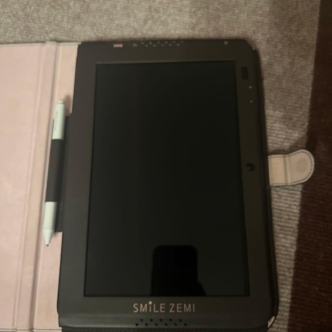 スマイルゼミタブレット　ペン　充電器付与