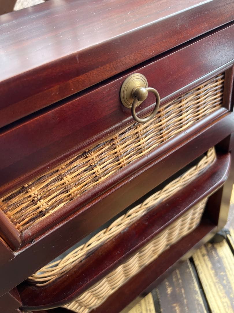 送料込◆アジアンドレッサー ミニキャビネット サイドテーブル 鏡台