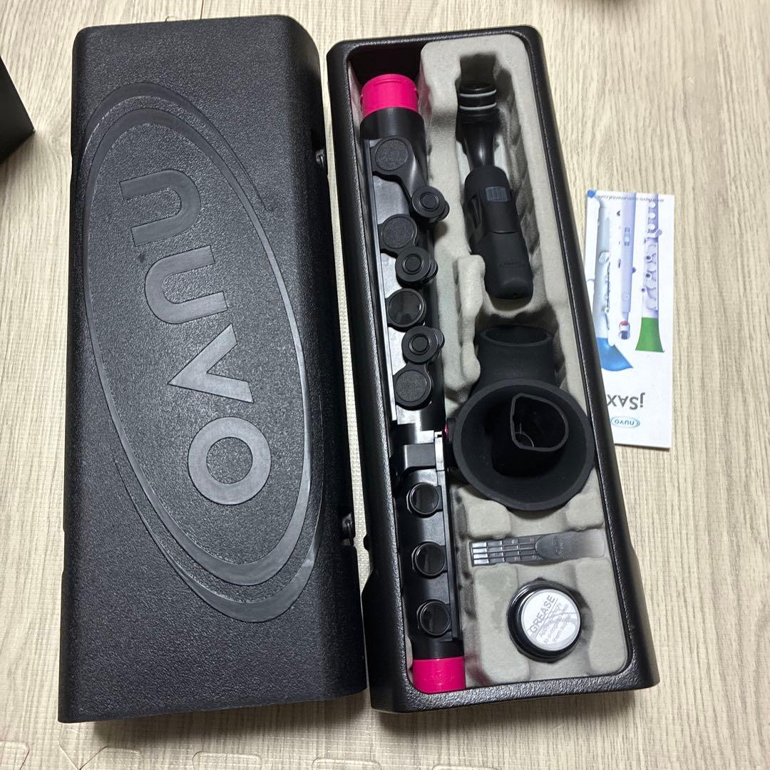 NUVO jSAX ピンクと黒
