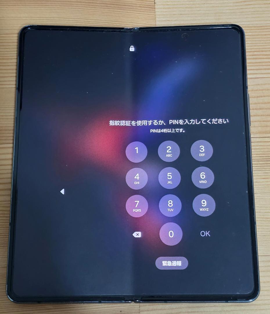 使用1年 Galaxy ZFold 4 国内版 256GB(純正カバー付き）