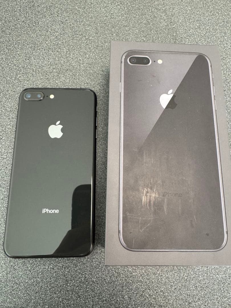 Apple iPhone 8 Plus ブラック 256GB