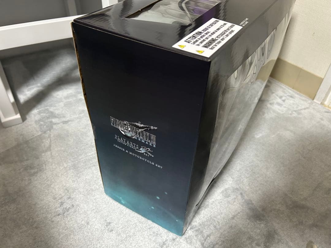 ファイナルファンタジーVII リメイク PLAY ARTS改 ジェシー&バイク