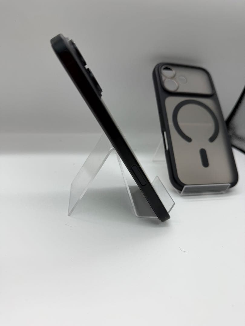 【極美品】iPhone16 128GB バッテリー100% フィルム・ケース付！