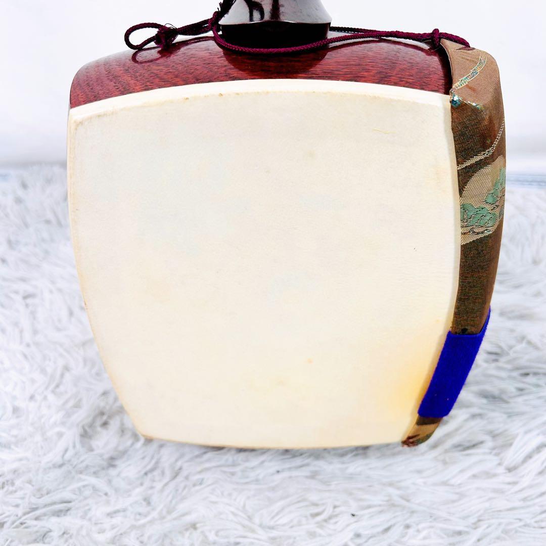 長唄三味線　中棹　紫檀　正寸　丸打胴　本皮　皮破れなし　二本溝