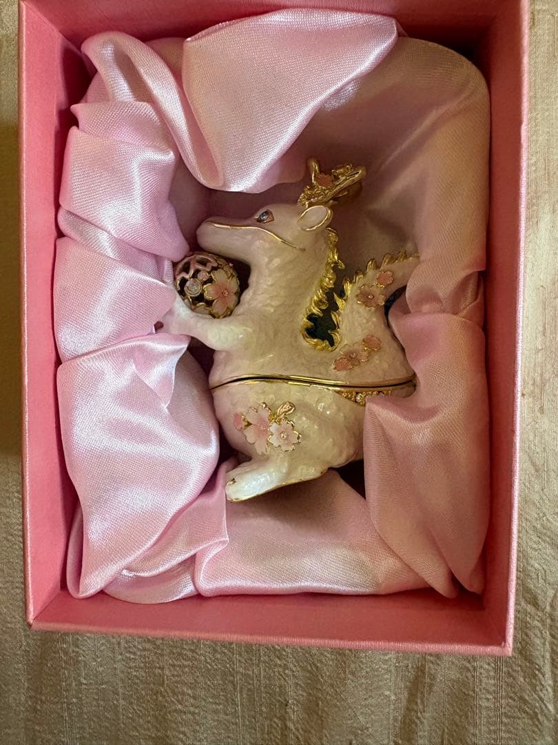 【新品・未使用】桜の守り竜 ジュエリーボックス