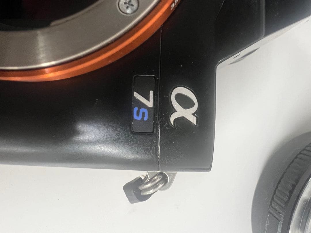 m*0様 SONY ILCE-7S α7S 稼働品　ミラーレス カメラ ボディ