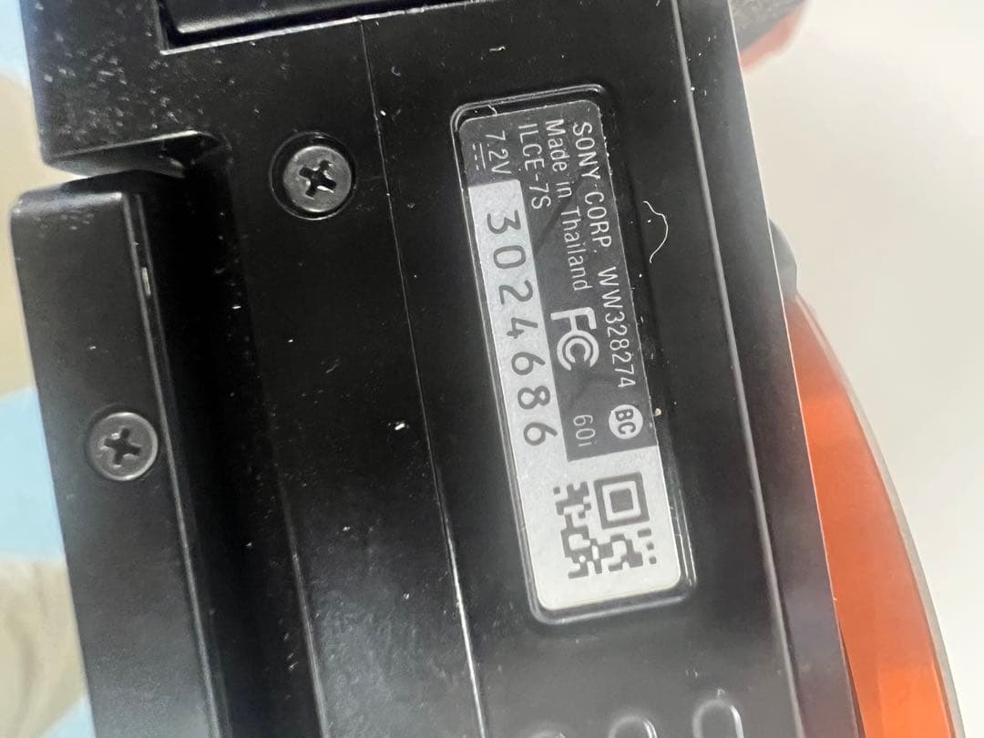 m*0様 SONY ILCE-7S α7S 稼働品　ミラーレス カメラ ボディ