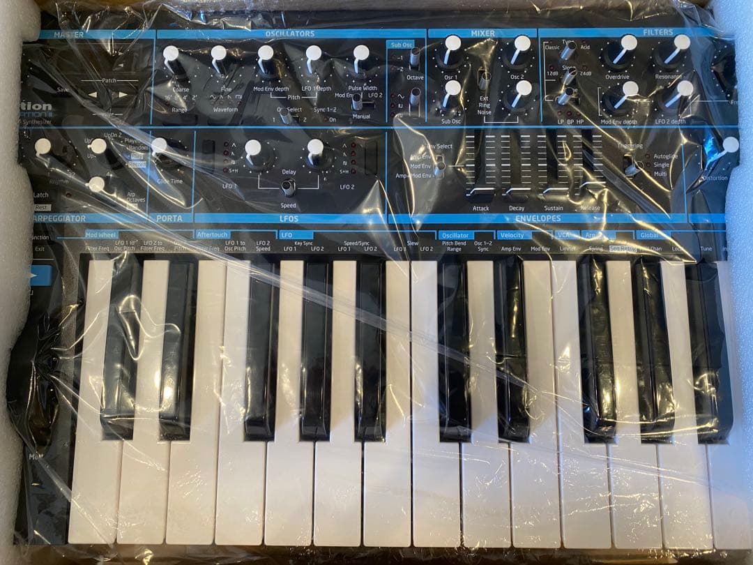 NOVATION BASS STATION Ⅱ