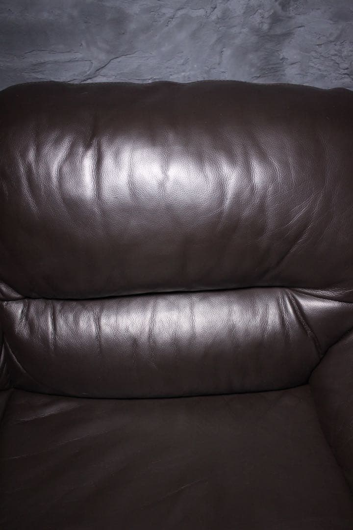 首都圏送無料〜IDC大塚家具 オースチン　2.5人掛け　本革ダークブラウン30万