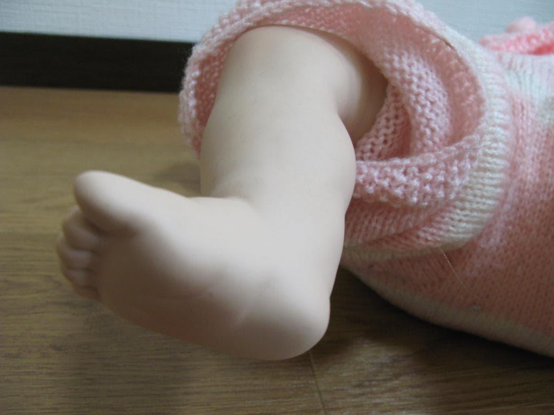 ビスクドール　赤ちゃん　ベビードール　　ニット　52㎝