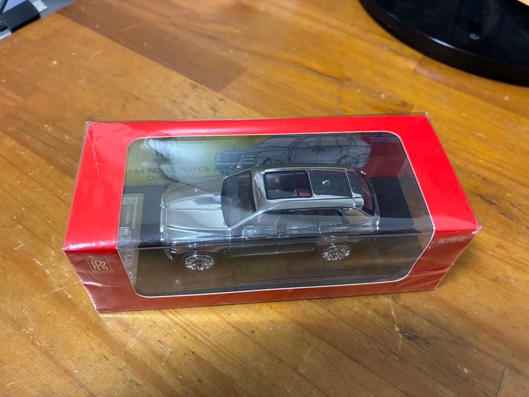 ロールスロイス　ミニカー　1/64 シルバー