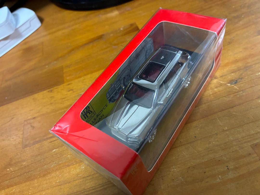 ロールスロイス　ミニカー　1/64 シルバー