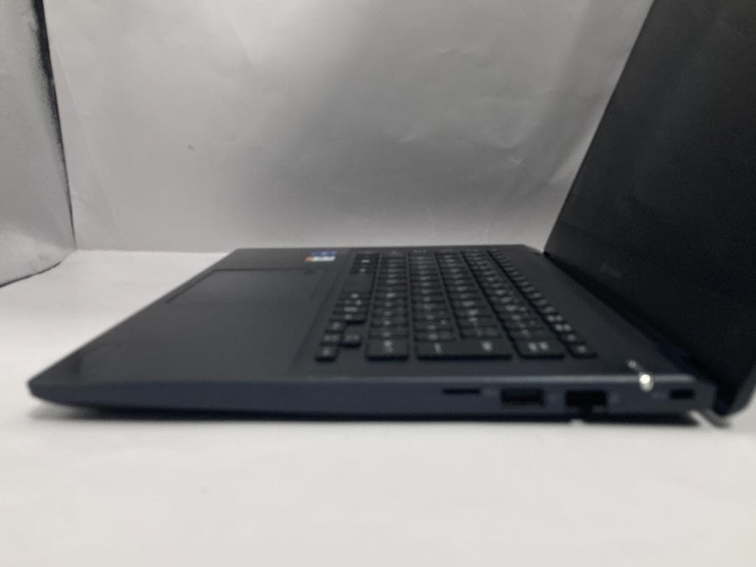 爆速第11世代i5 16GB 新品SSD512GB USB4 Type-C×2