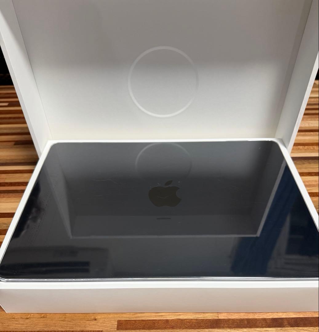 Apple MacBook Air スペースグレー　放電回数4回