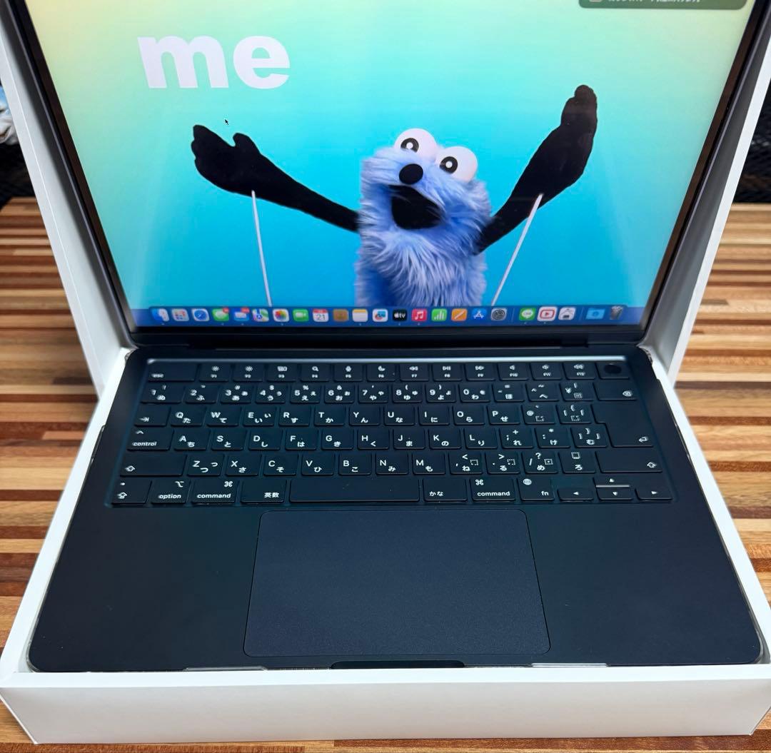 Apple MacBook Air スペースグレー　放電回数4回