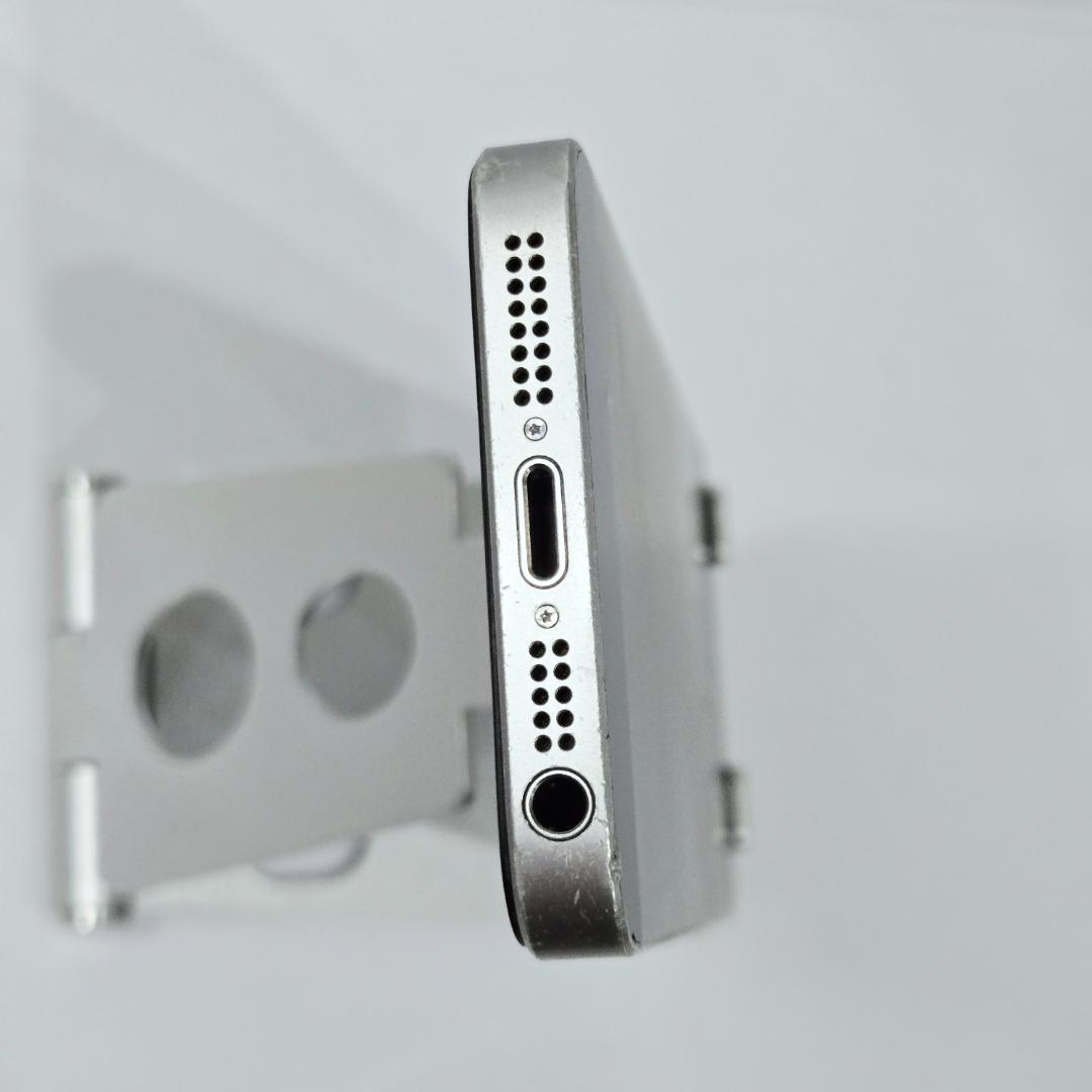 78 iPhone SE スペースグレイ SIMフリー