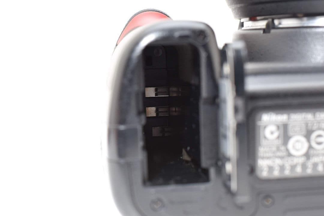 高画質✨️Nikon D5000✨️シングルレンズ✨️バリアングル液晶 一眼レフ