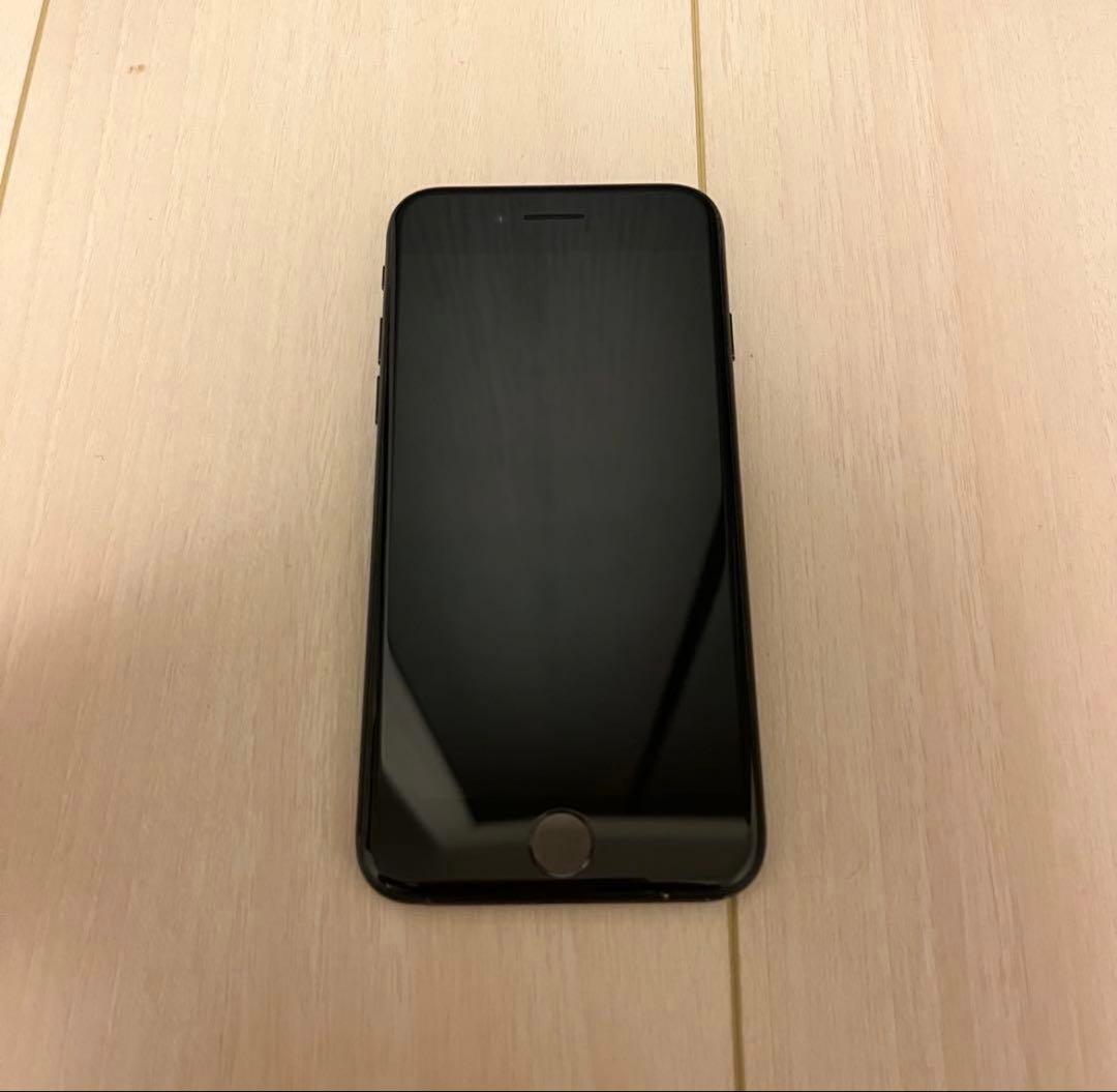 Apple iPhone7 32GB 80％ SIMフリー ブラック 本体