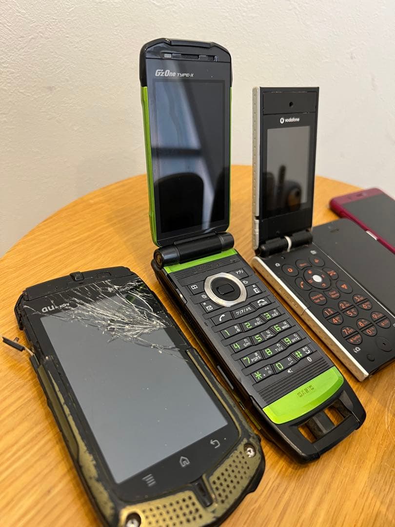 ◆iPhone スマートフォン ガラケー11台おまとめ au docomo ◆