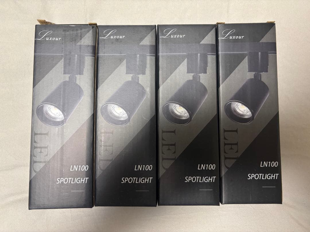 LEDスポットライト 4本セット 黒 未使用