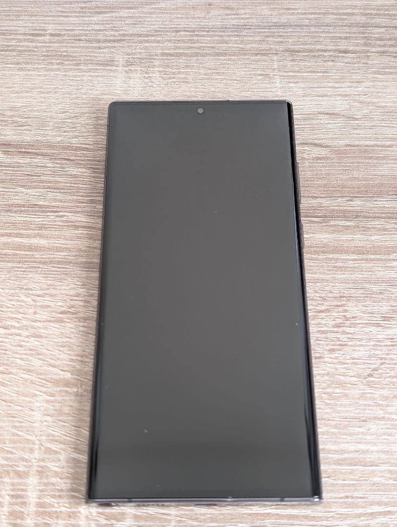 【香港版】Galaxy S22 Ultra 256GB（ファントムブラック）