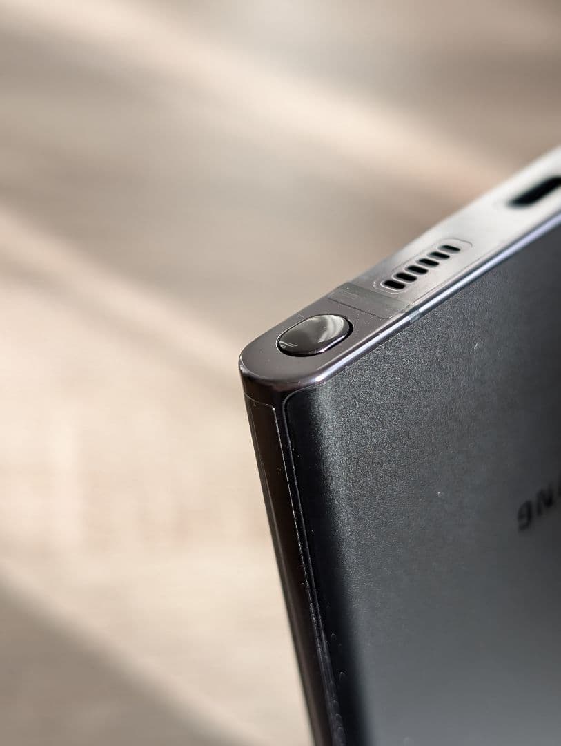 【香港版】Galaxy S22 Ultra 256GB（ファントムブラック）