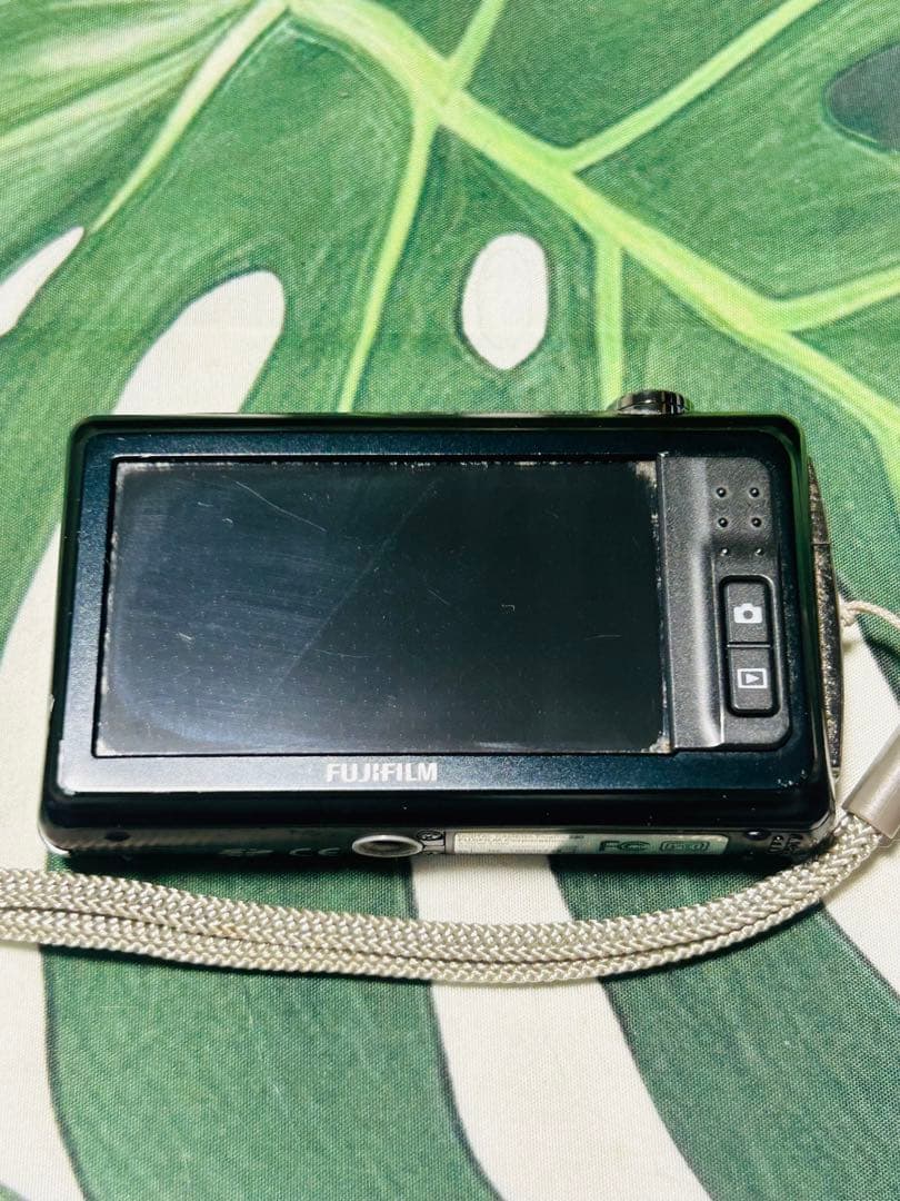 Fujifilm FinePix Z ブラック 本体　バッテリー付き