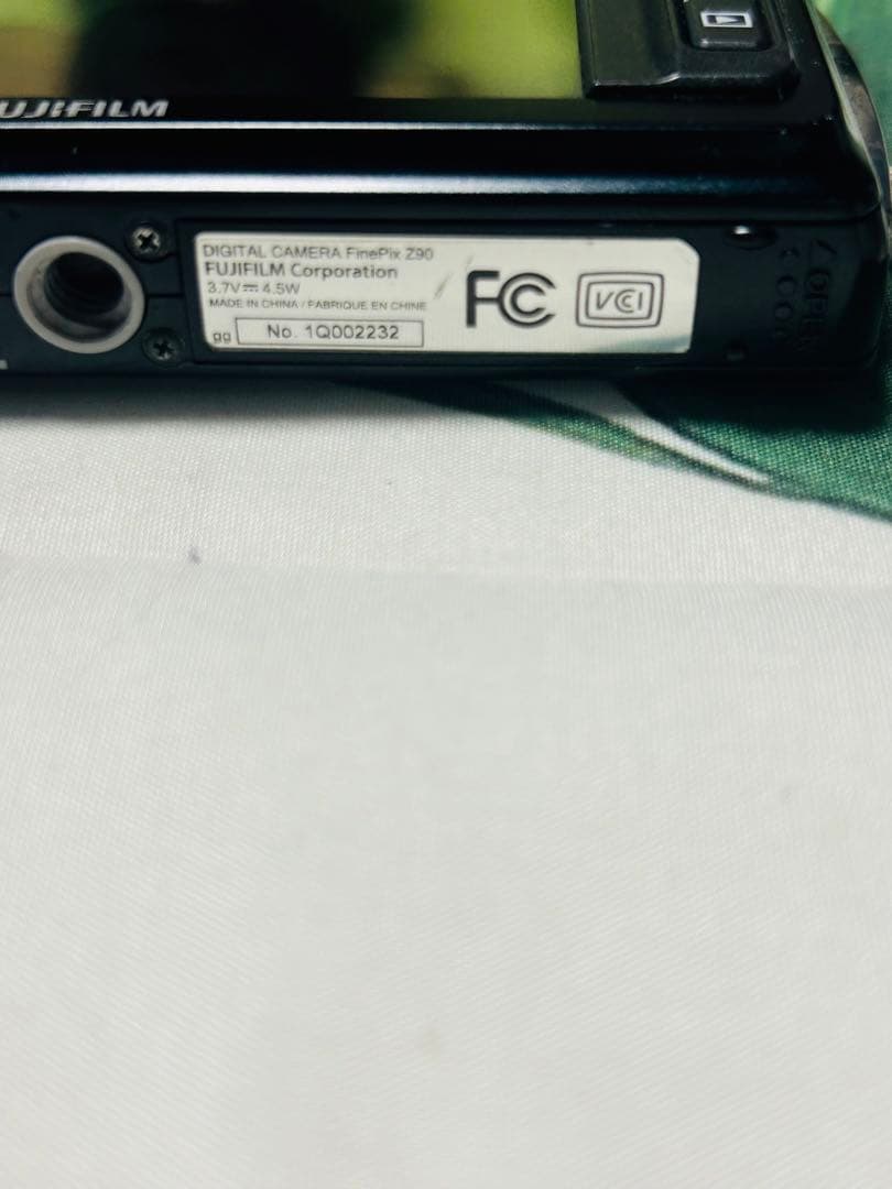 Fujifilm FinePix Z ブラック 本体　バッテリー付き