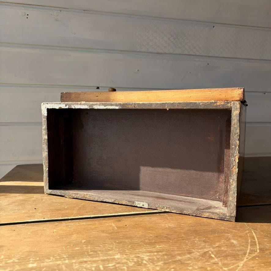 木製 ウォールキャビネット シードマン柄 扉付き収納