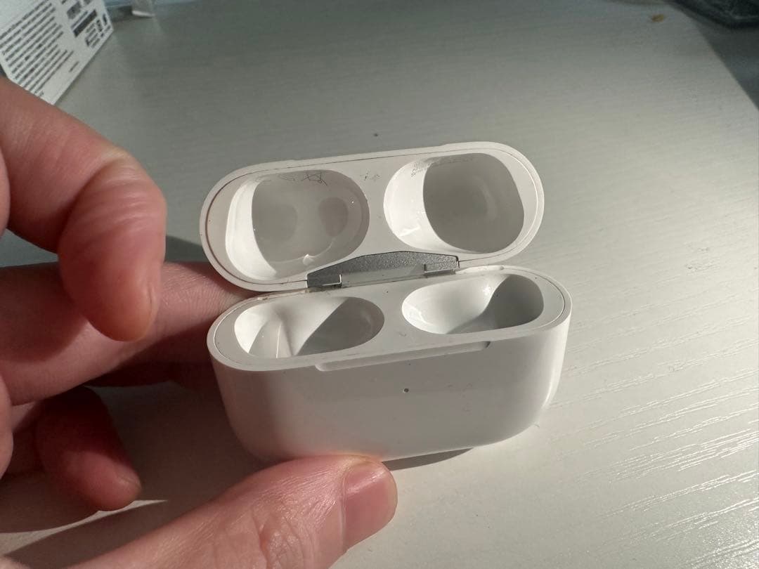 【美品】AirPods pro(第1世代)充電ケース