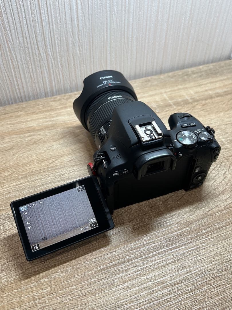 Canon EOS kiss x9 動作◯　おまけ付き！　初心者の方にもおすすめ
