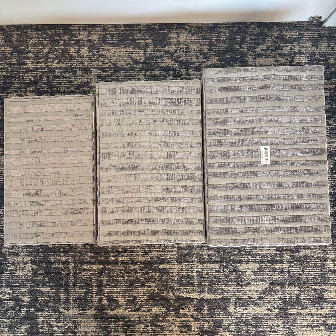 ジェニファーテイラー三段ボックス