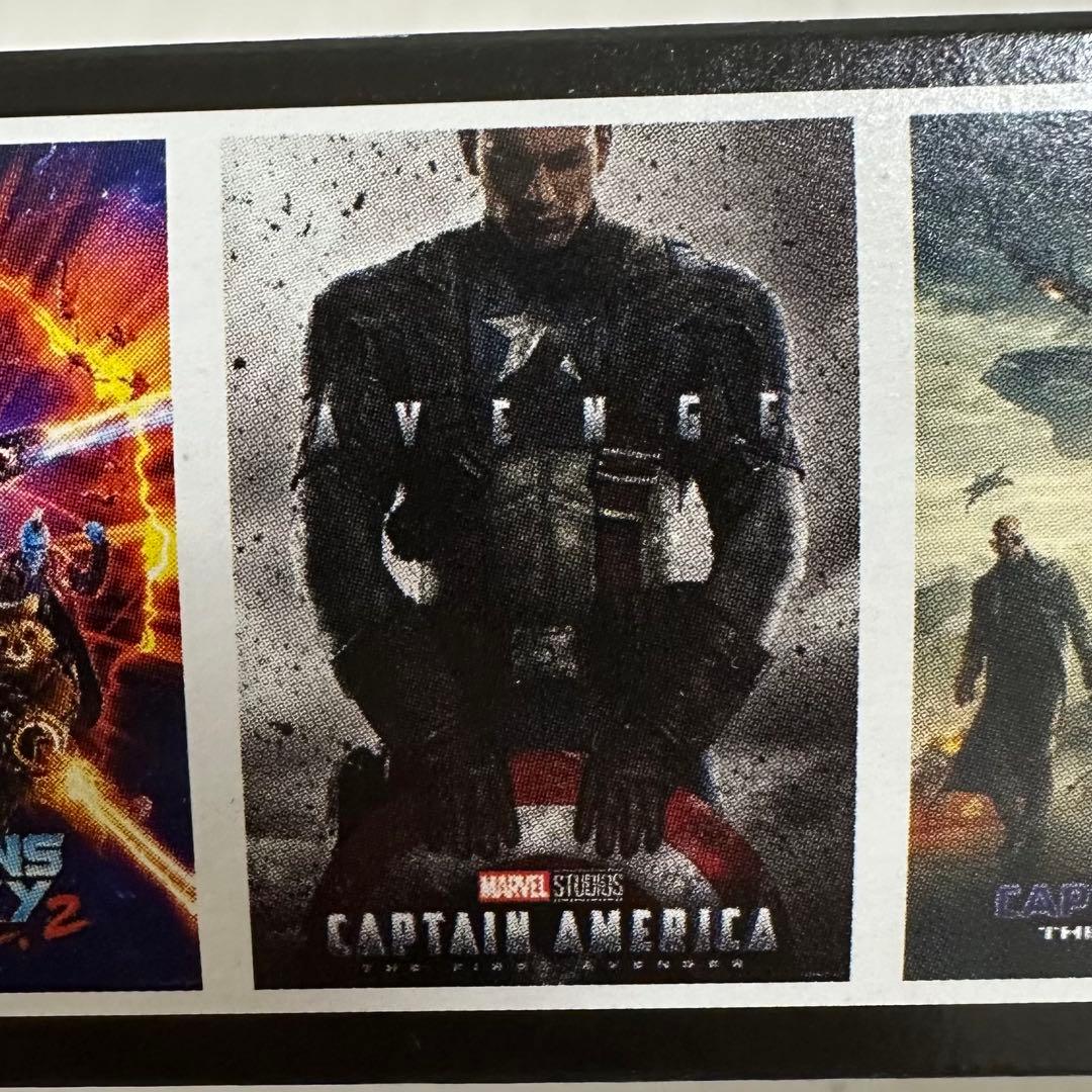 マーベル アベンジャーズ ポスター アクリルスタンド ガチャ フィギュア