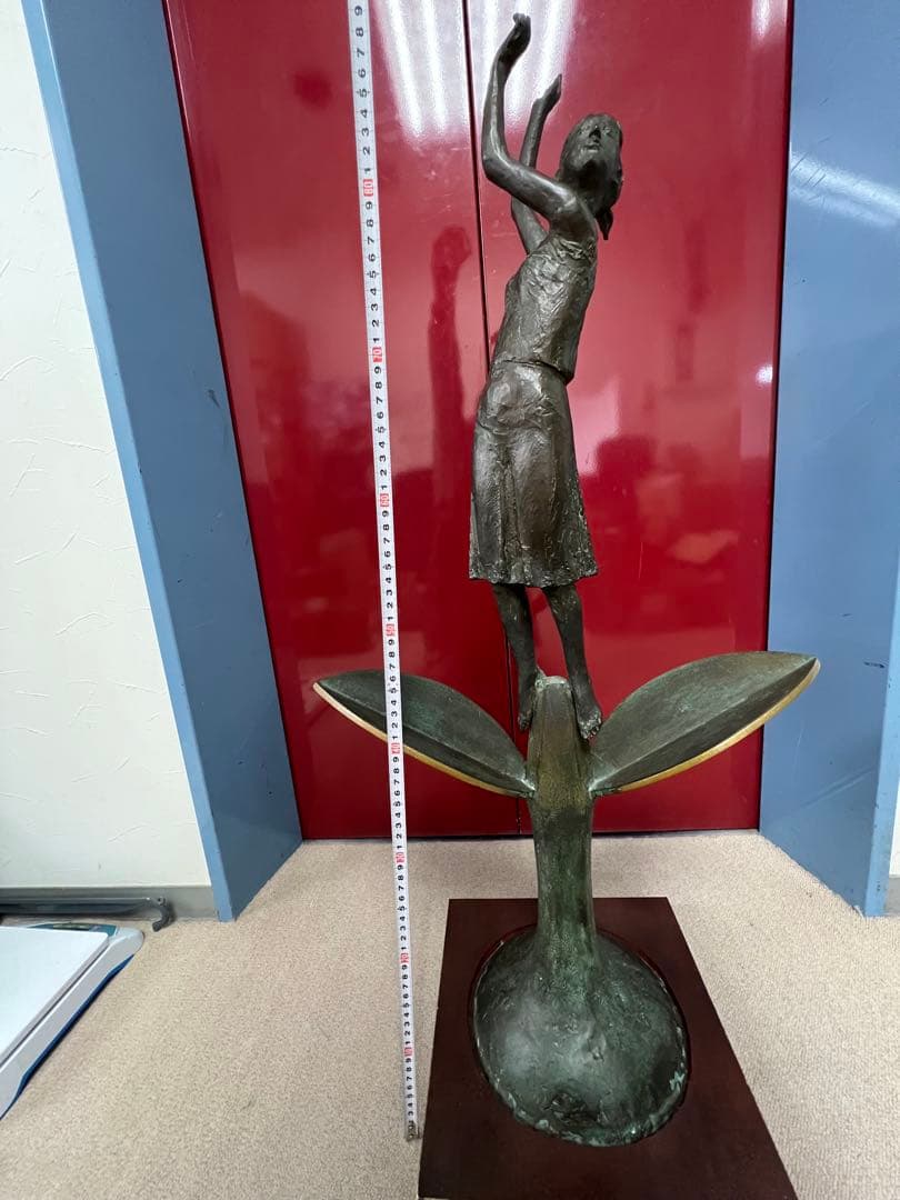 田中彰　ブロンズ　13.4kg H95cm 印銘「田中AKIRA」　幅約46cm