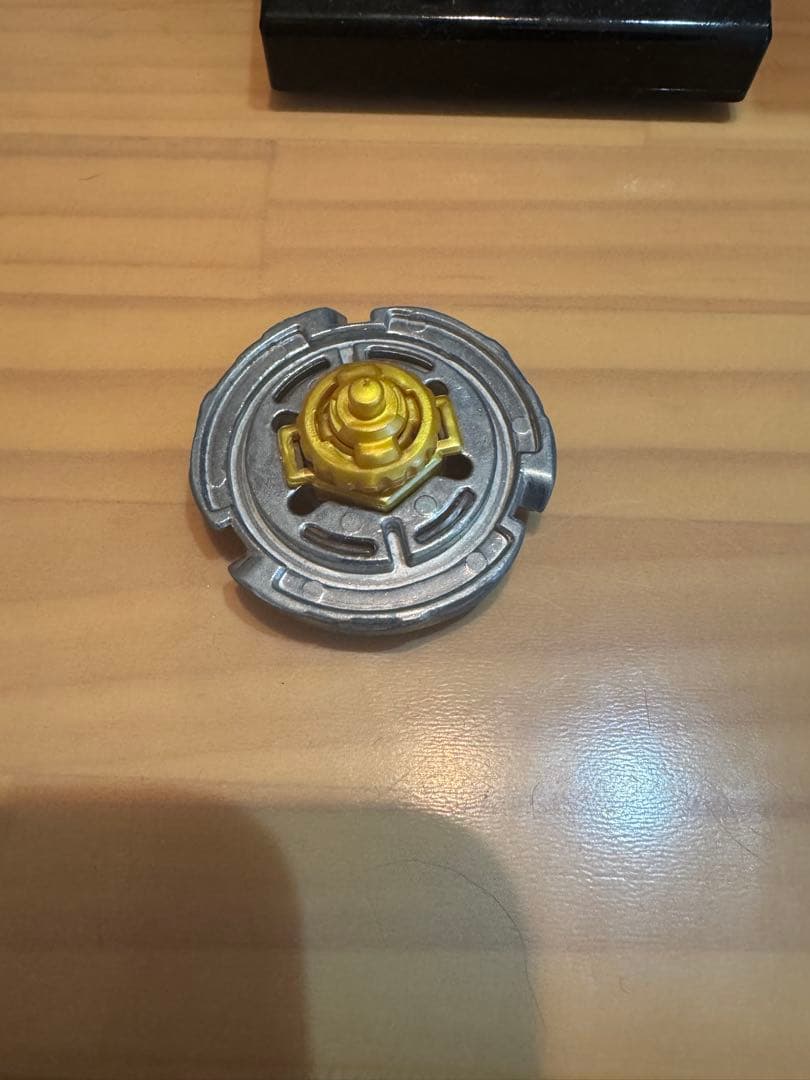 SPRING CUP 優勝盾付き／メタルファイトベイブレード