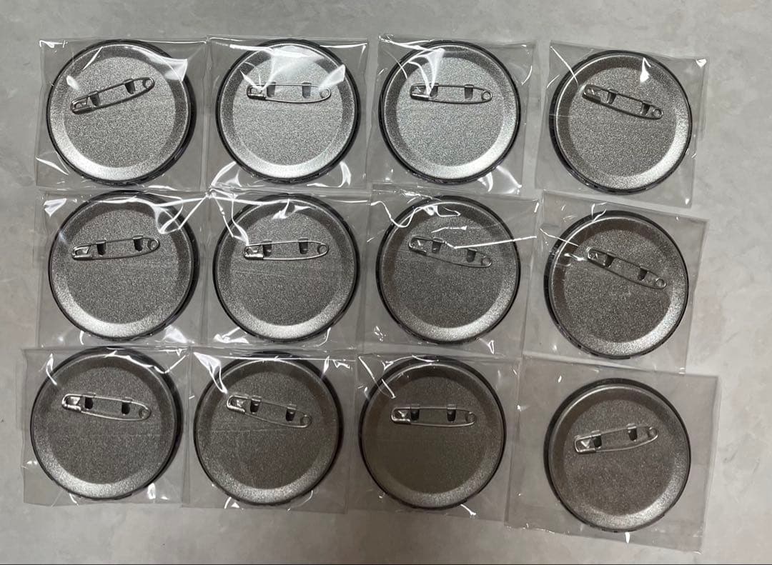 いれいす 初兎 零番街 缶バッジ