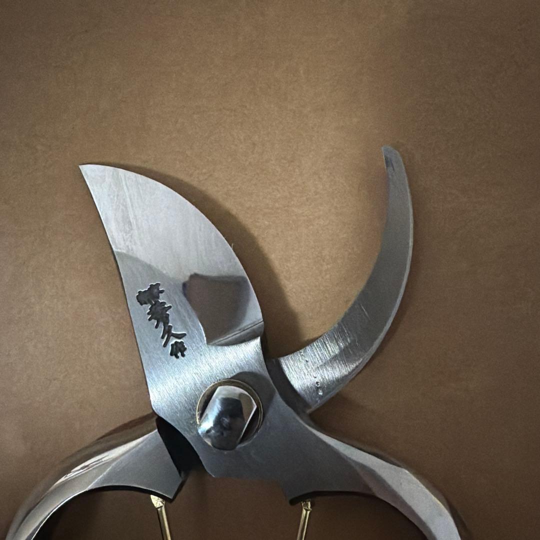 新品未使用　木貼り剪定鋏