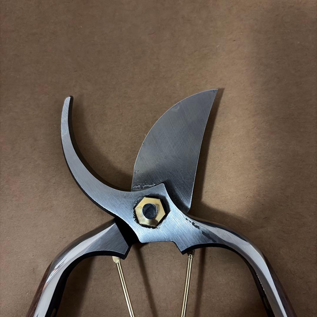 新品未使用　木貼り剪定鋏